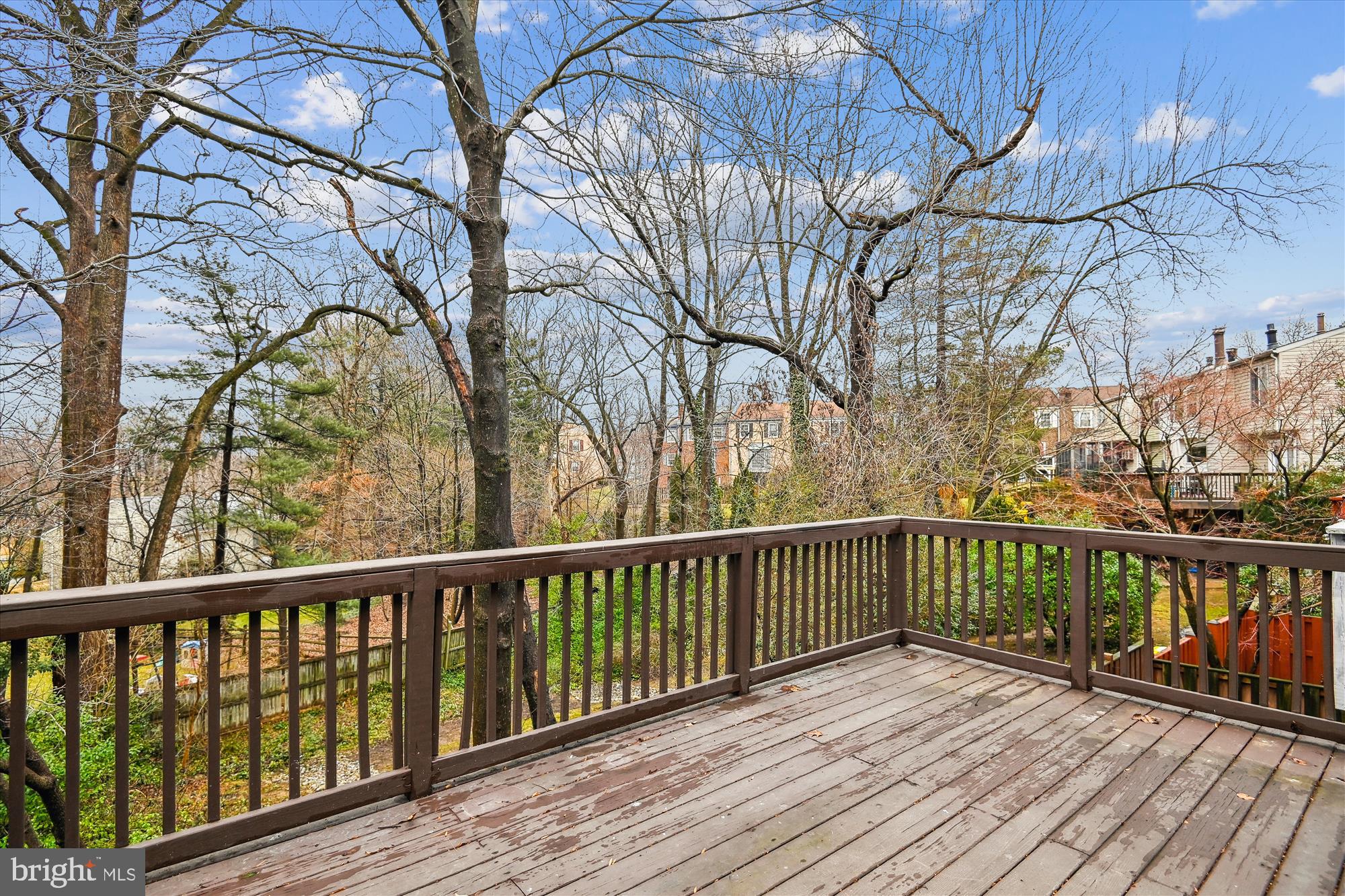 BAY HILLS - COLONIAL RIDGE - Residential