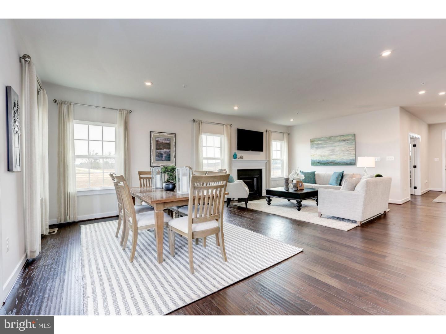 WOODFIELD - Residential