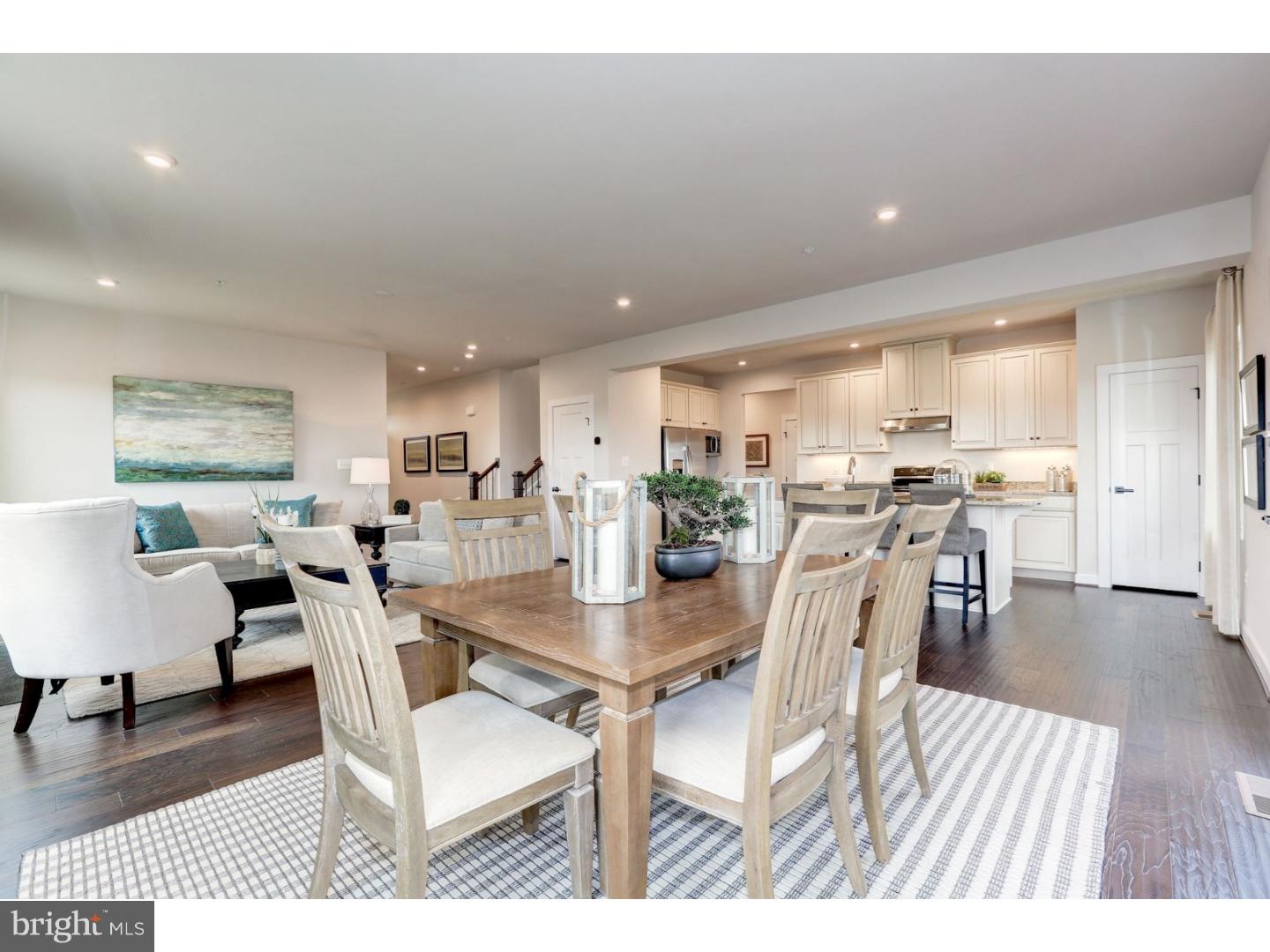 WOODFIELD - Residential