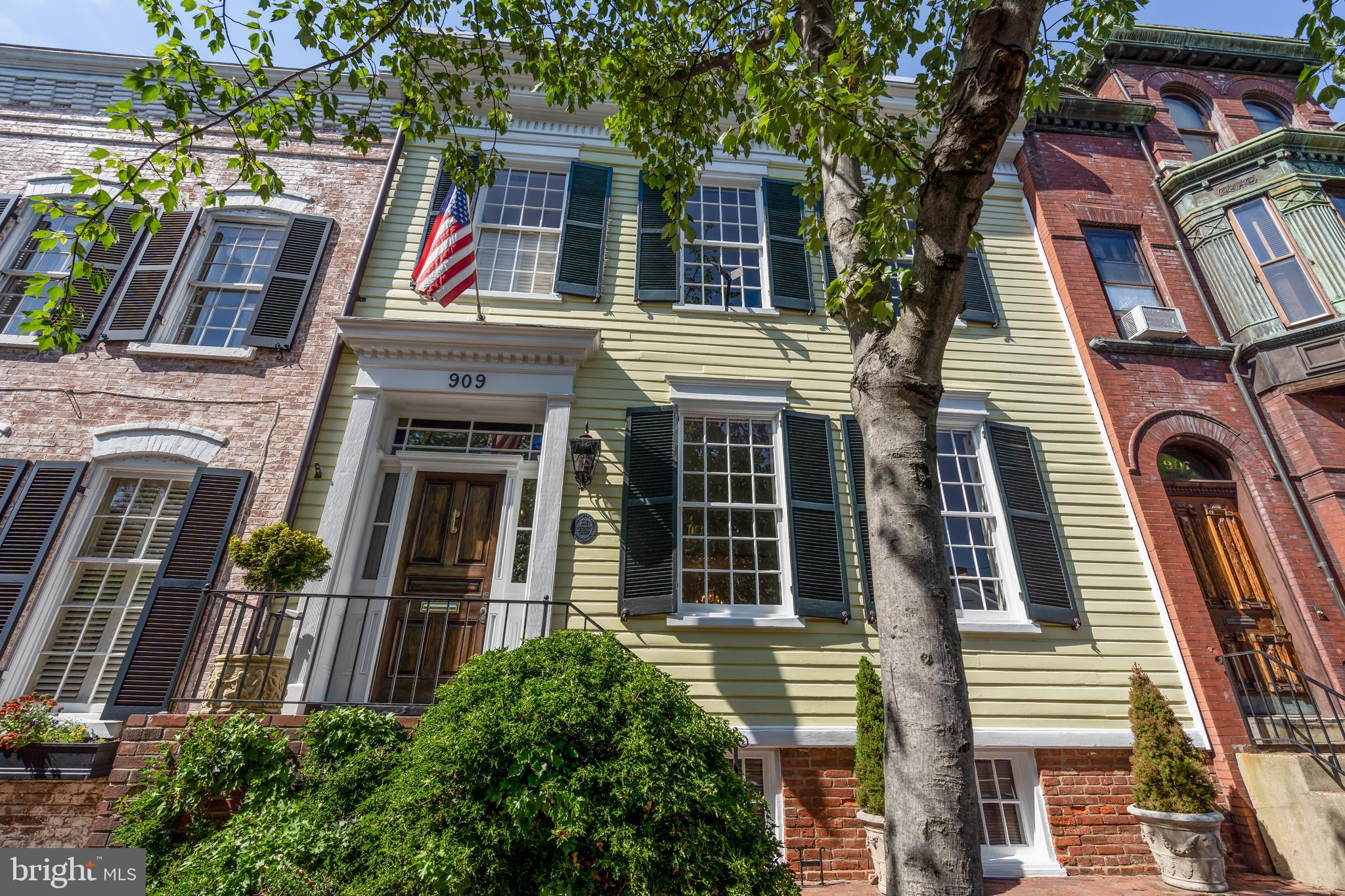 HISTORIC OLD TOWN - Residential