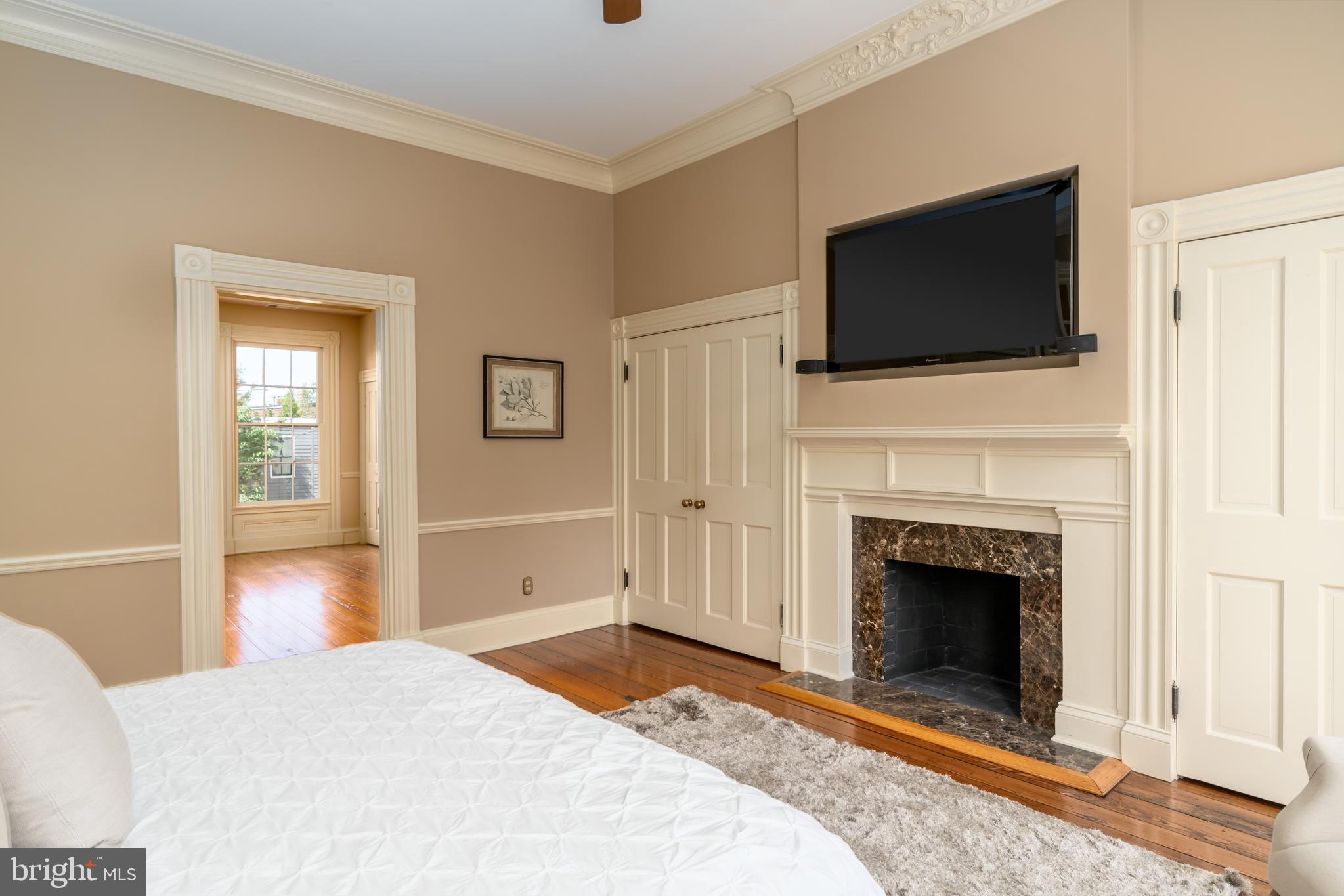 HISTORIC OLD TOWN - Residential