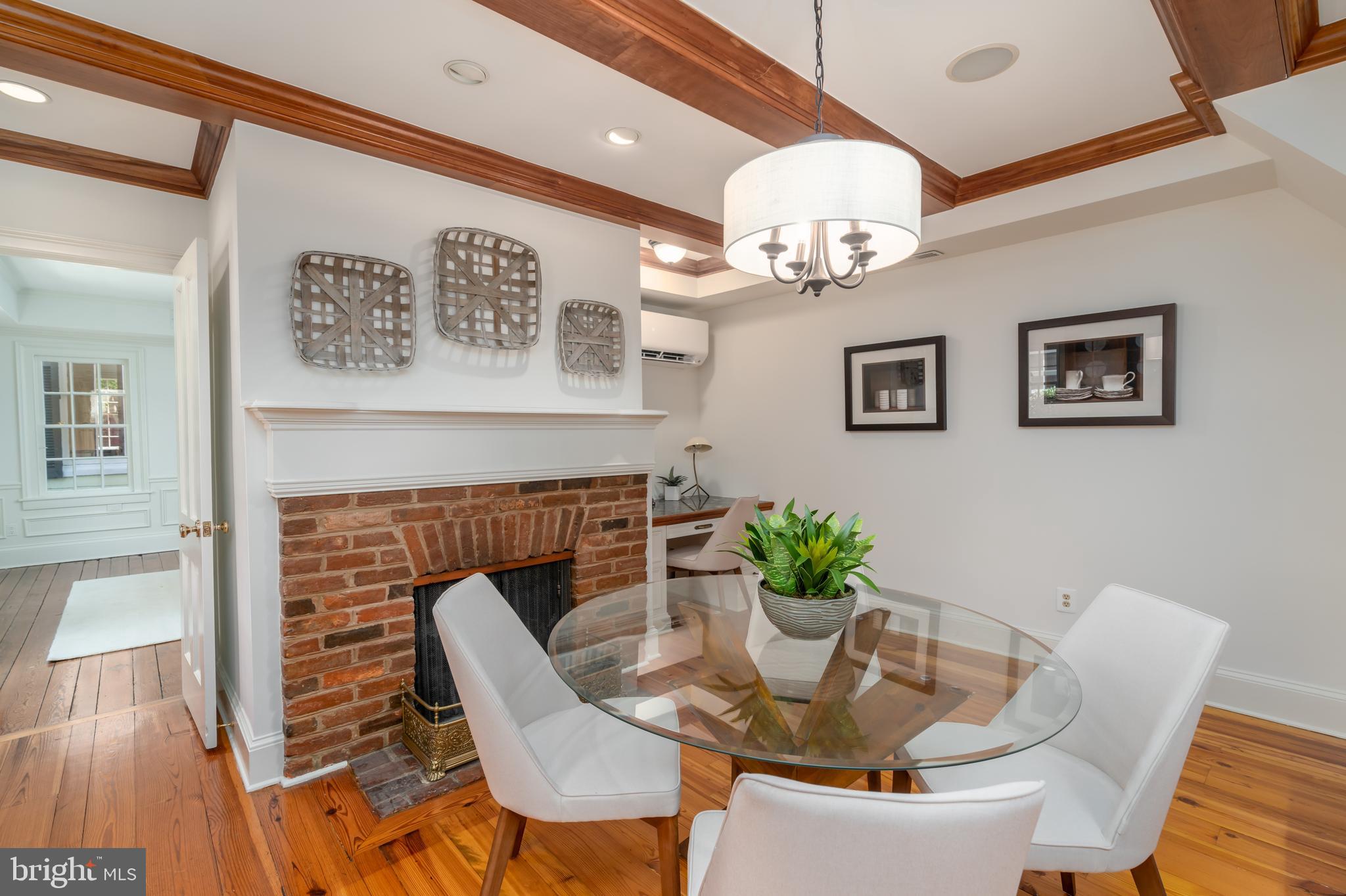 HISTORIC OLD TOWN - Residential