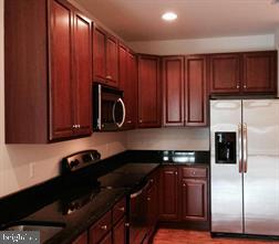 SEVERNA PARK GATEWAY VILLAGE - Residential Lease