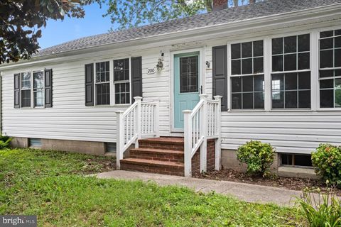 200 HURLOCK AVENUE HURLOCK MD 21643