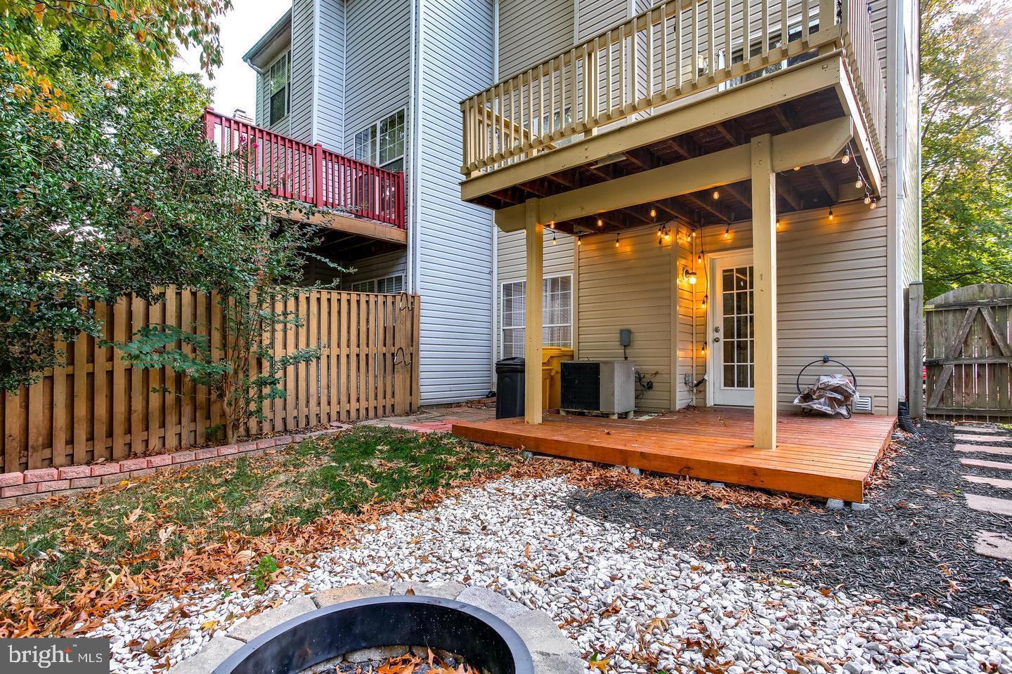 SEVEN OAKS - Residential Lease