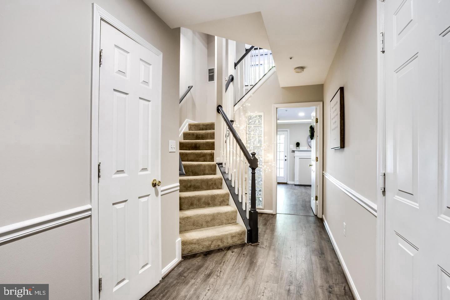 SEVEN OAKS - Residential Lease