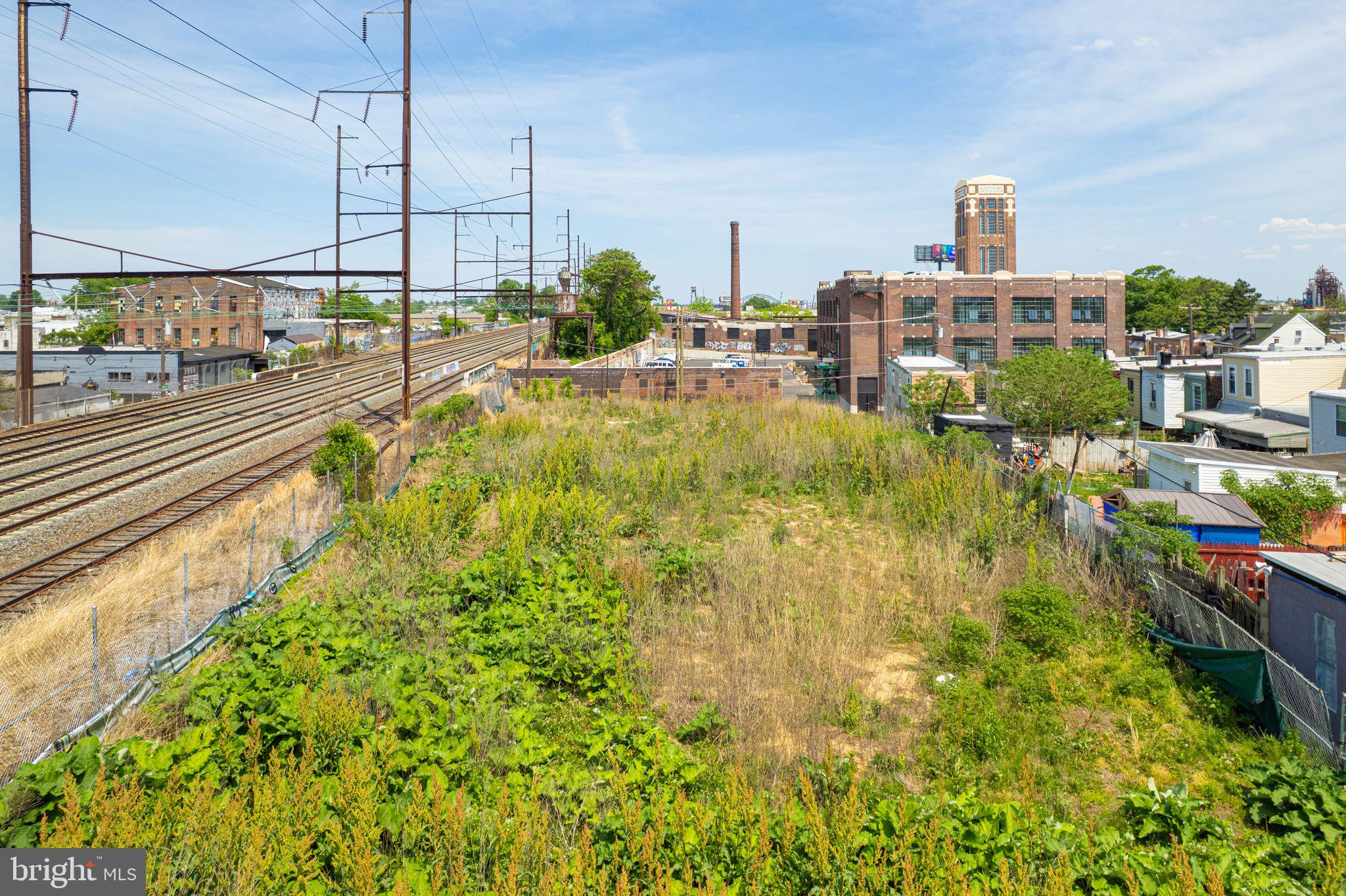 FRANKFORD - Commercial Sale