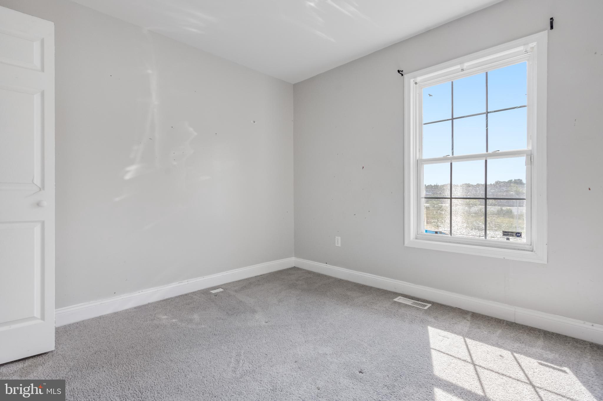 COLONY SQUARE - Residential