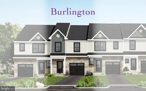 112 Cobblestone Drive Unit 6-37, Harleysville, PA MLS: PAMC2130722