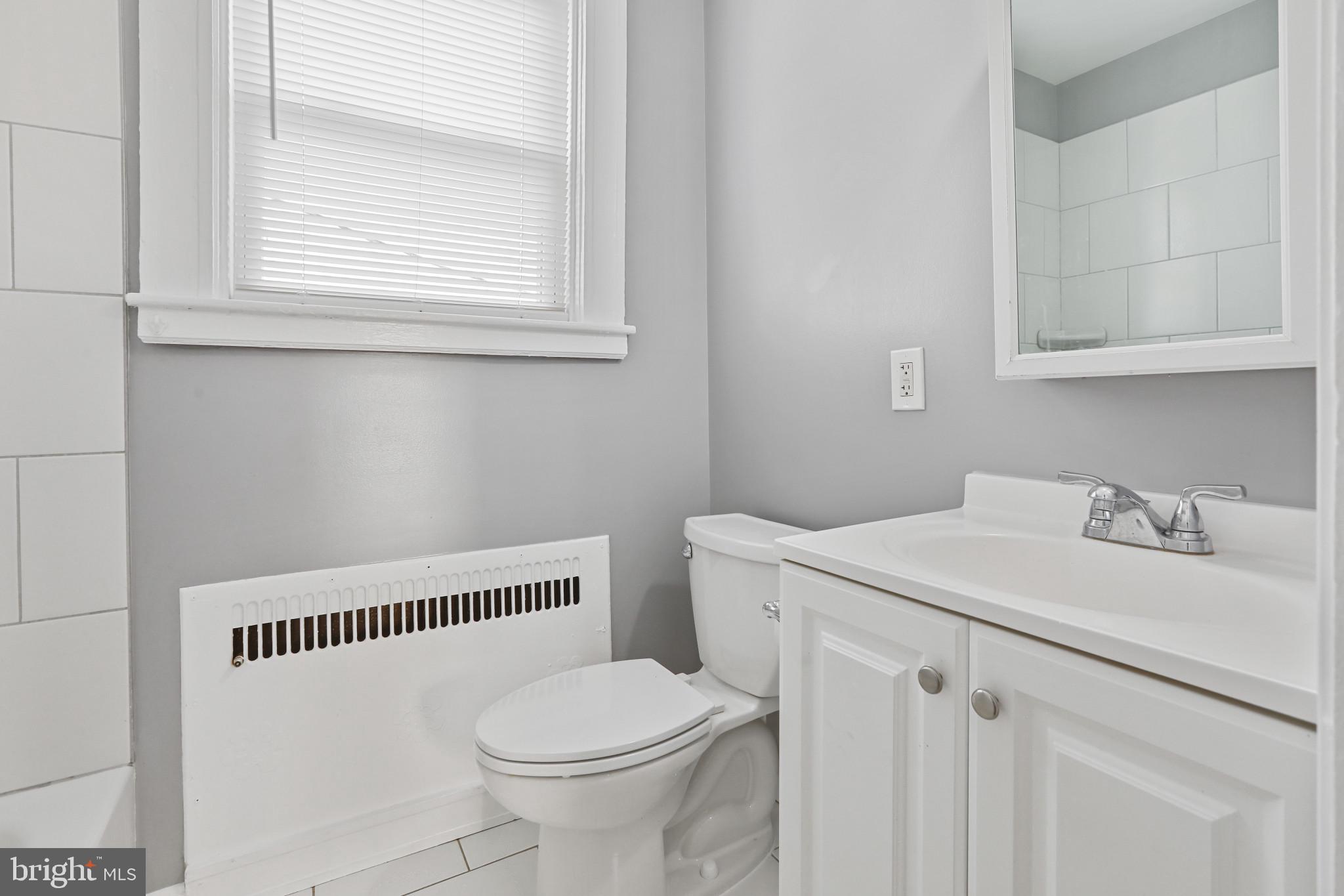 EDGECOMB - Residential Lease