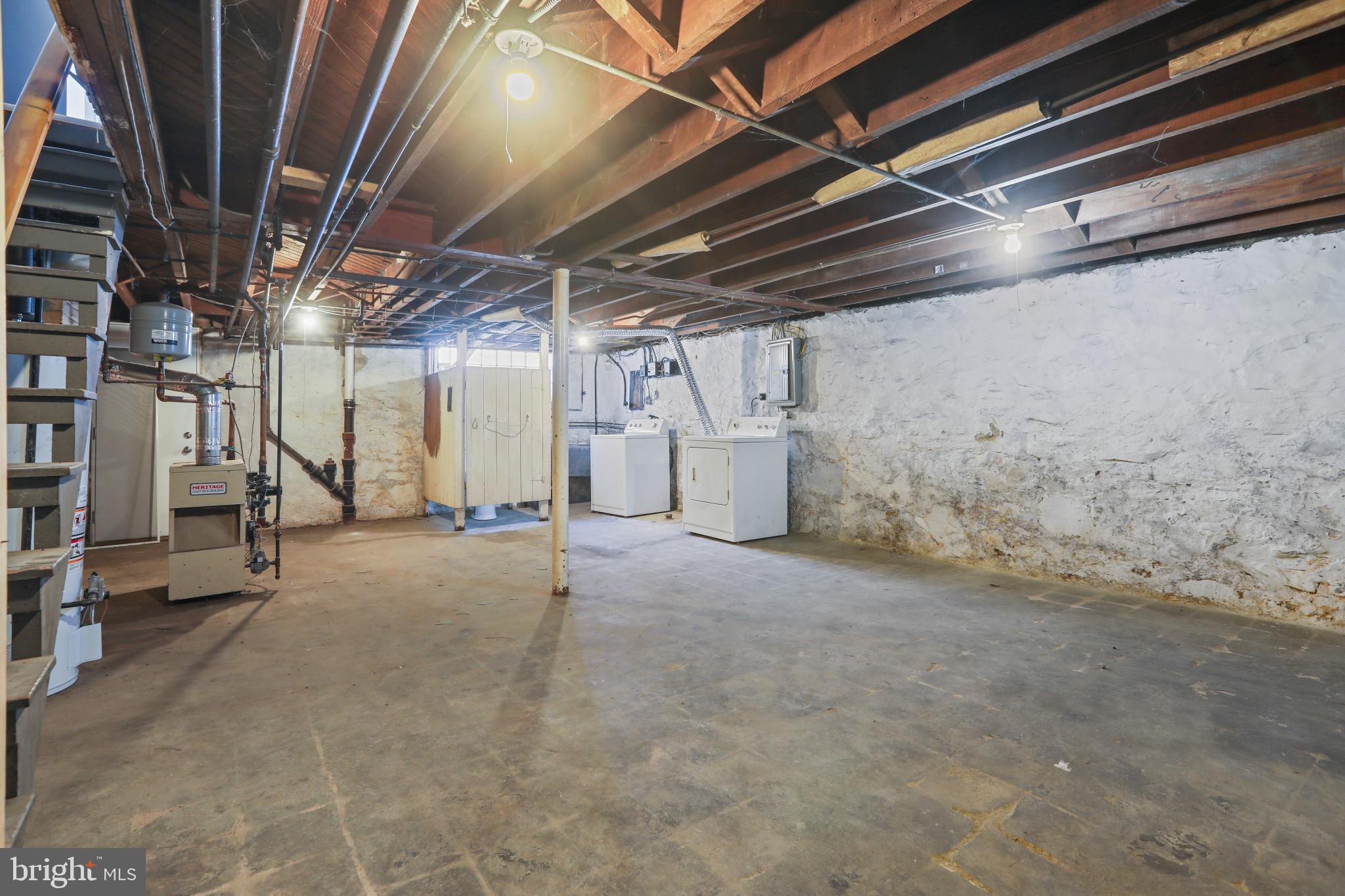 EDGECOMB - Residential Lease