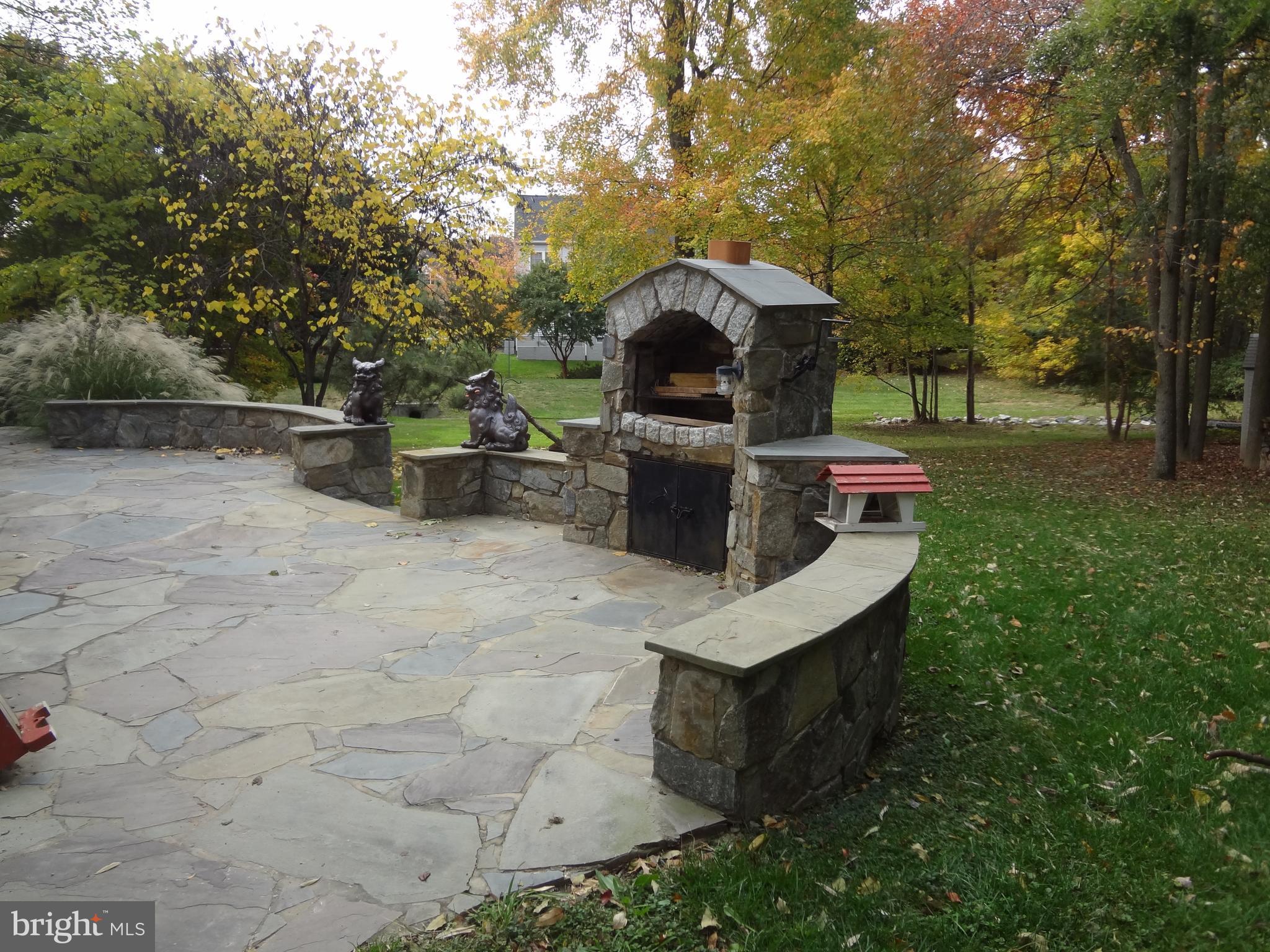 CROSSPOINTE - Residential Lease