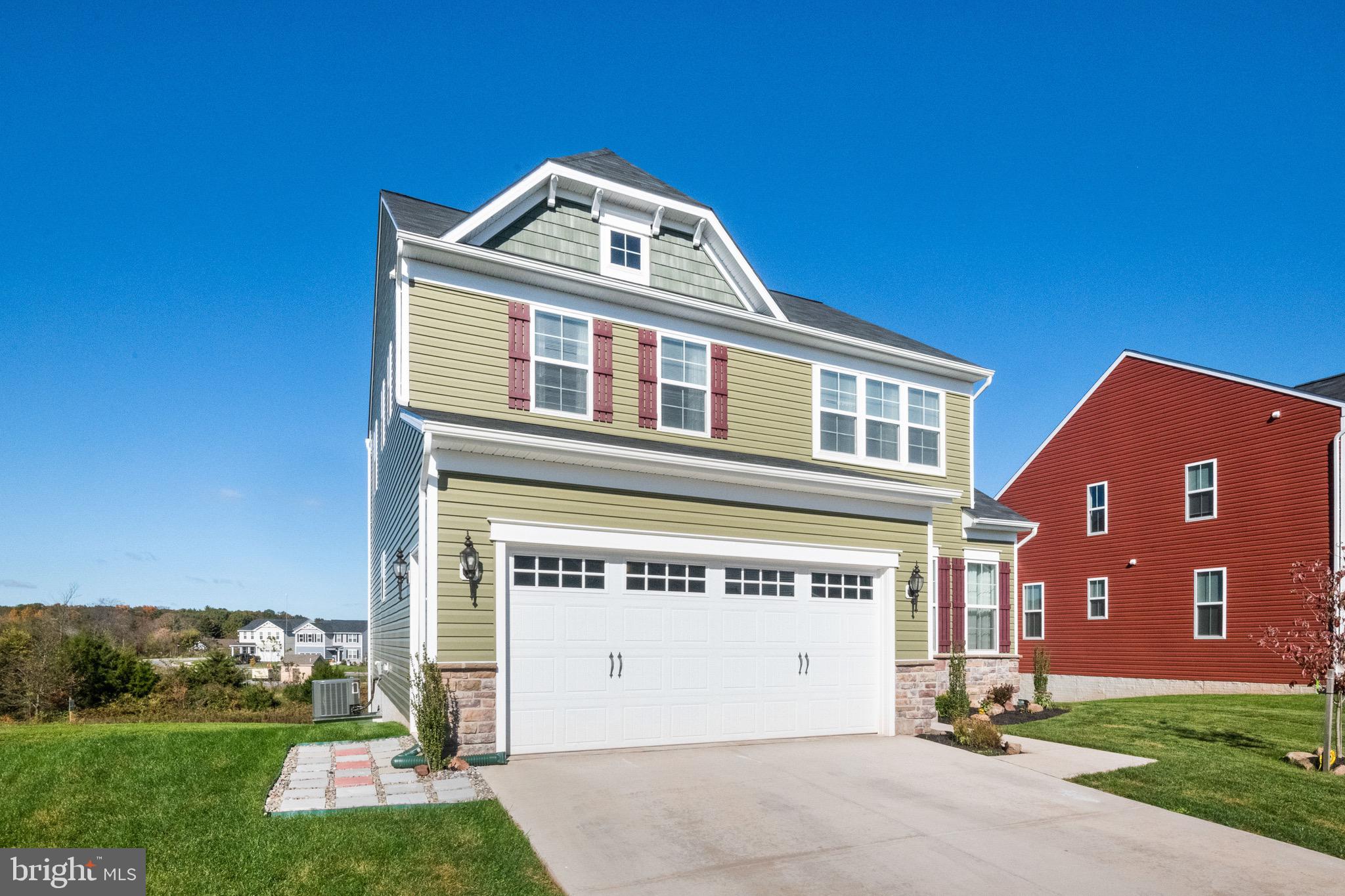 MEADE'S CROSSING - Residential