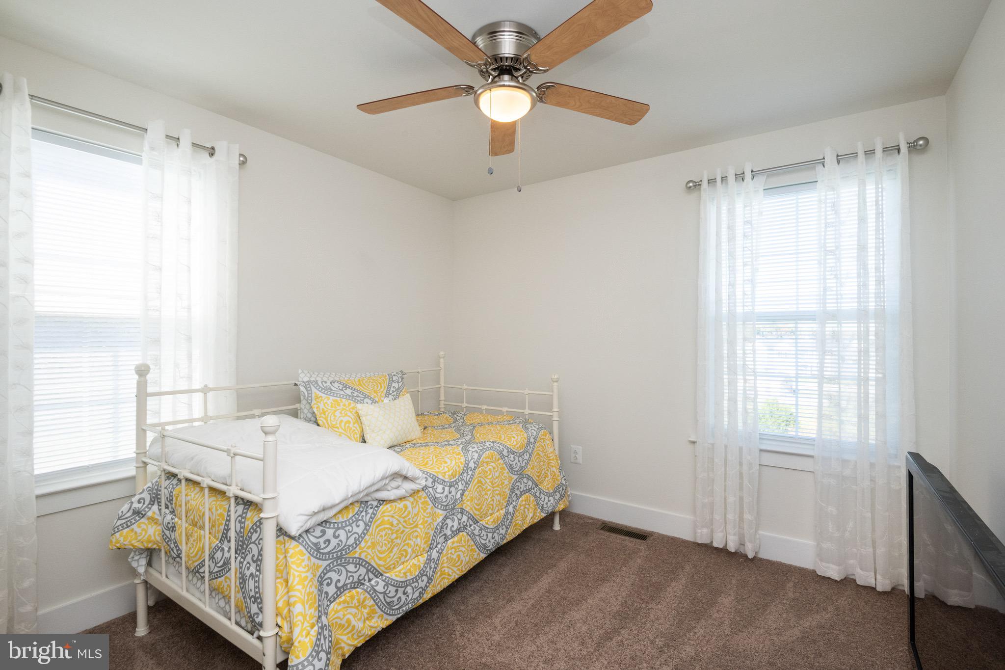 MEADE'S CROSSING - Residential