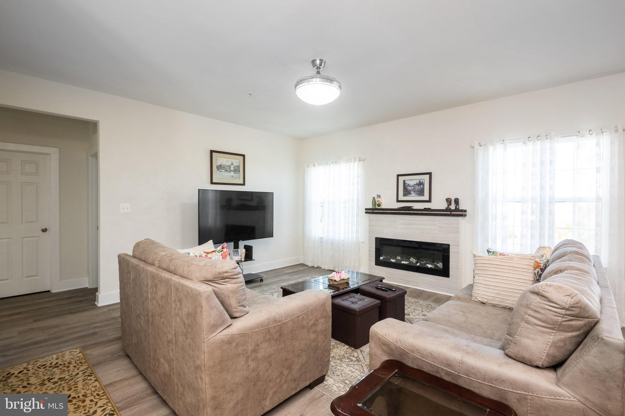 MEADE'S CROSSING - Residential