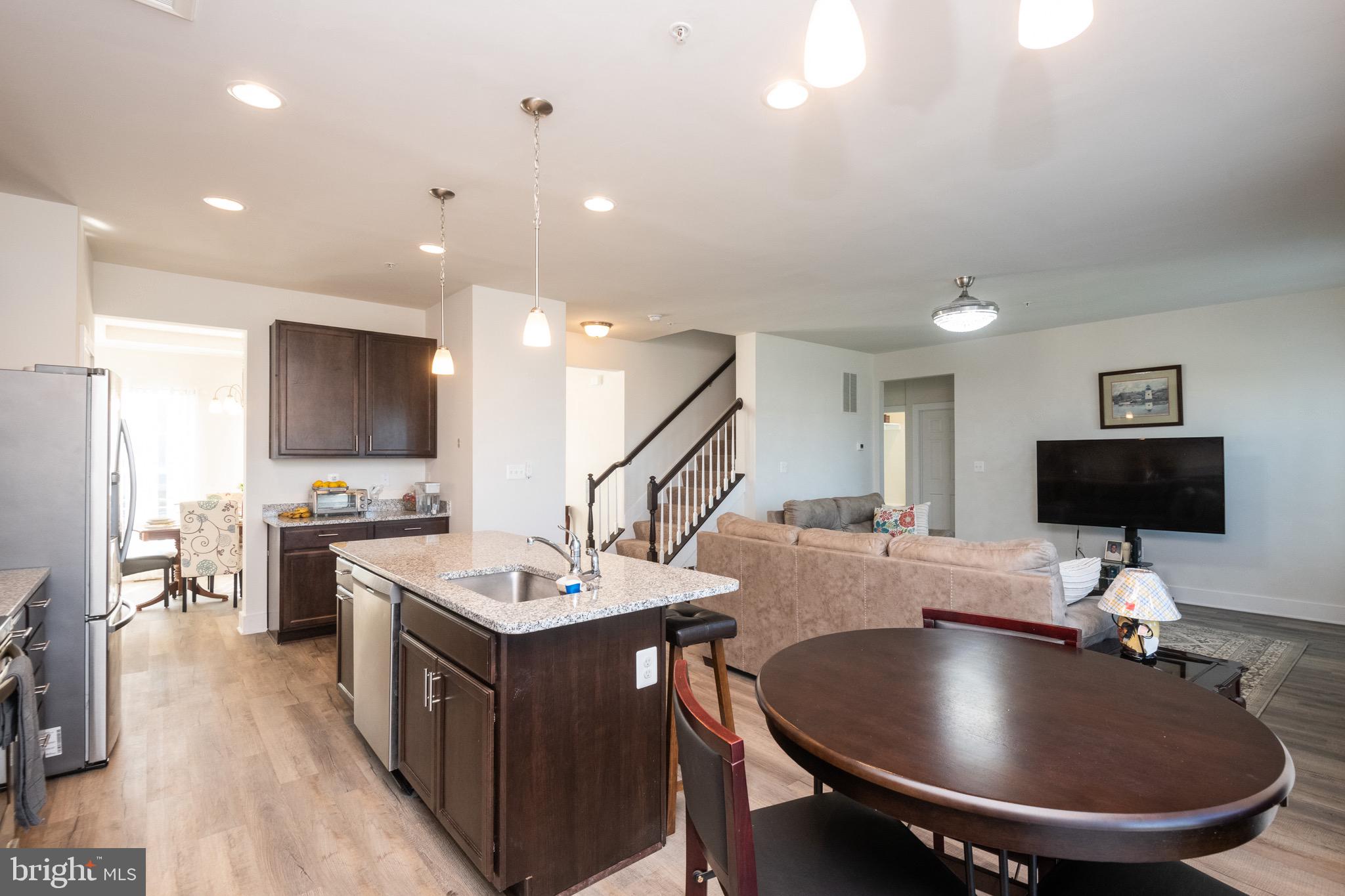 MEADE'S CROSSING - Residential