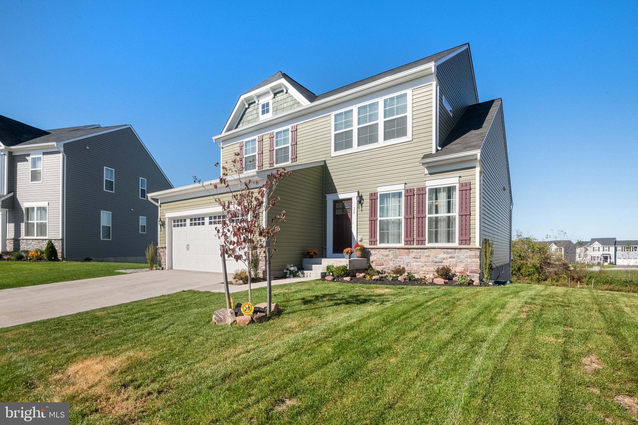 MEADE'S CROSSING - Residential