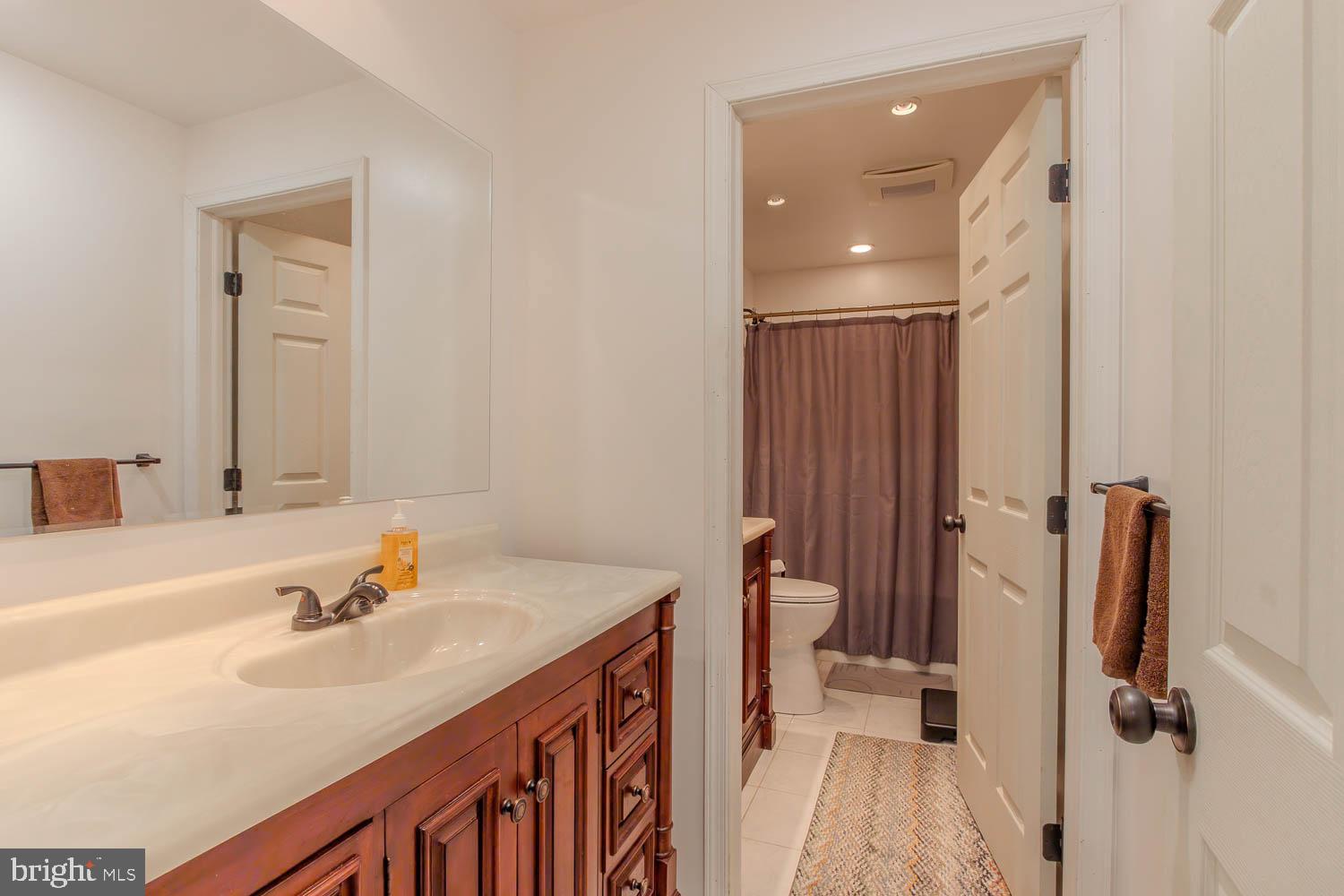 HIDDEN LAKES ESTATES - Residential