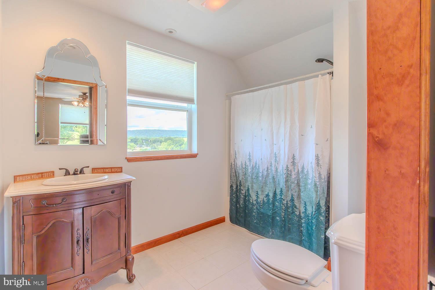 HIDDEN LAKES ESTATES - Residential