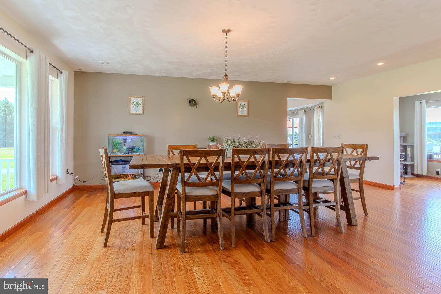 HIDDEN LAKES ESTATES - Residential