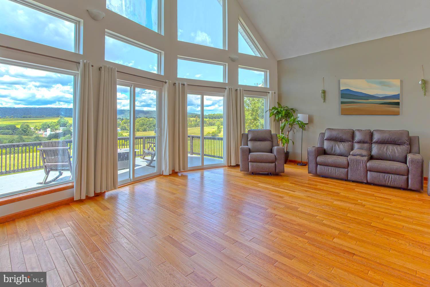 HIDDEN LAKES ESTATES - Residential