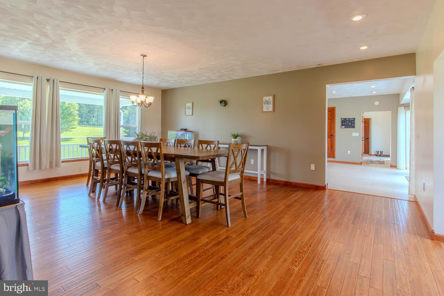 HIDDEN LAKES ESTATES - Residential