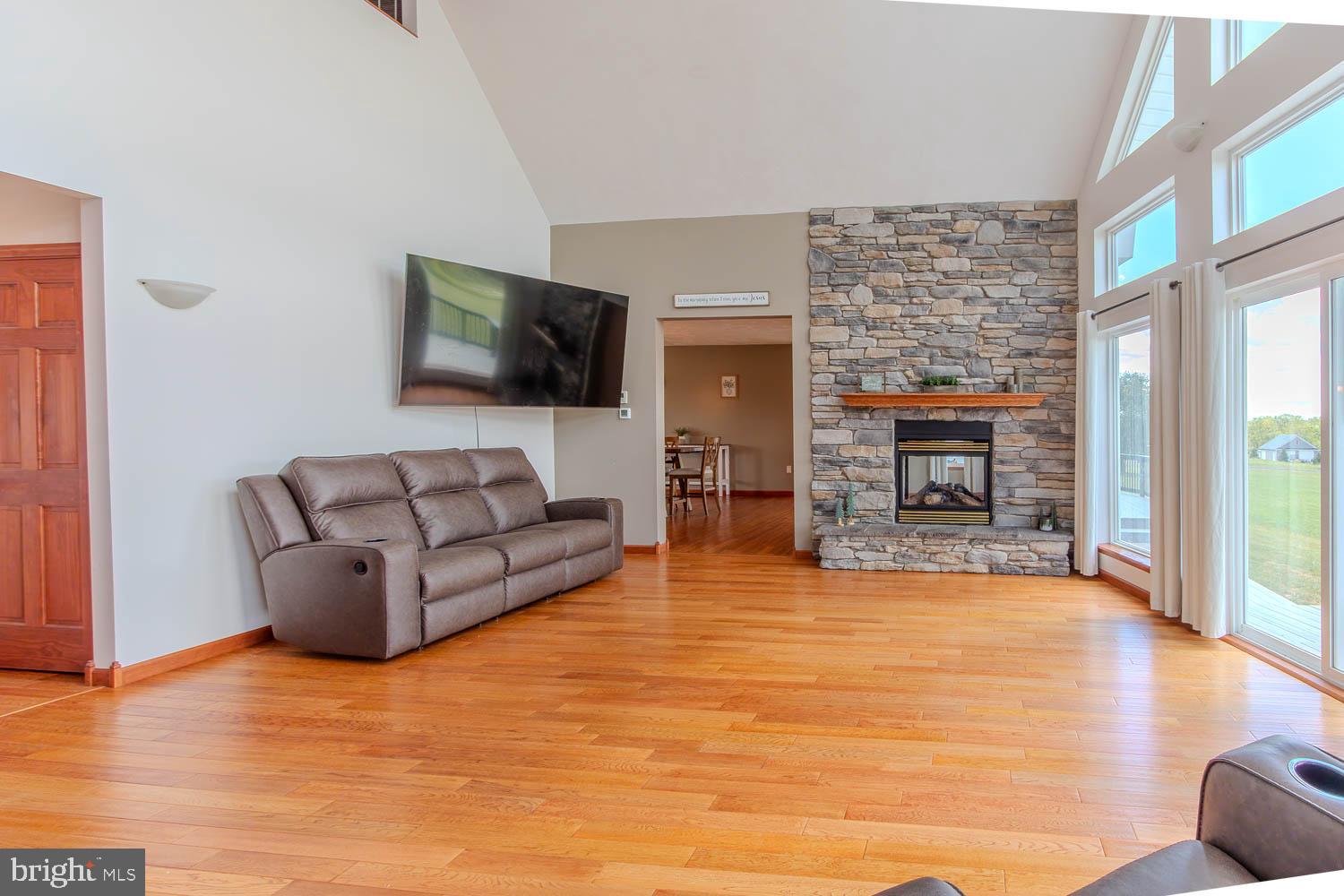 HIDDEN LAKES ESTATES - Residential