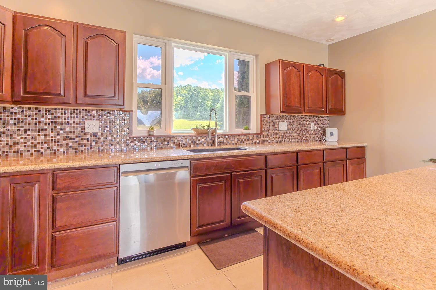 HIDDEN LAKES ESTATES - Residential