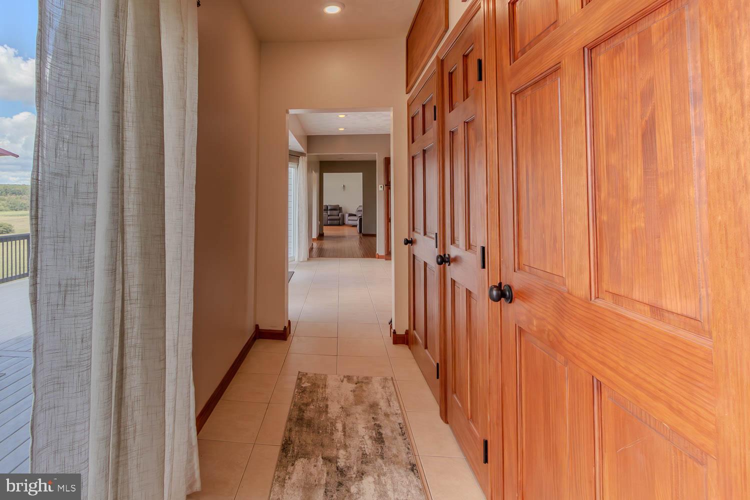 HIDDEN LAKES ESTATES - Residential