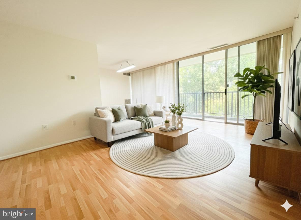 BRIARWOOD COURT - Residential Lease