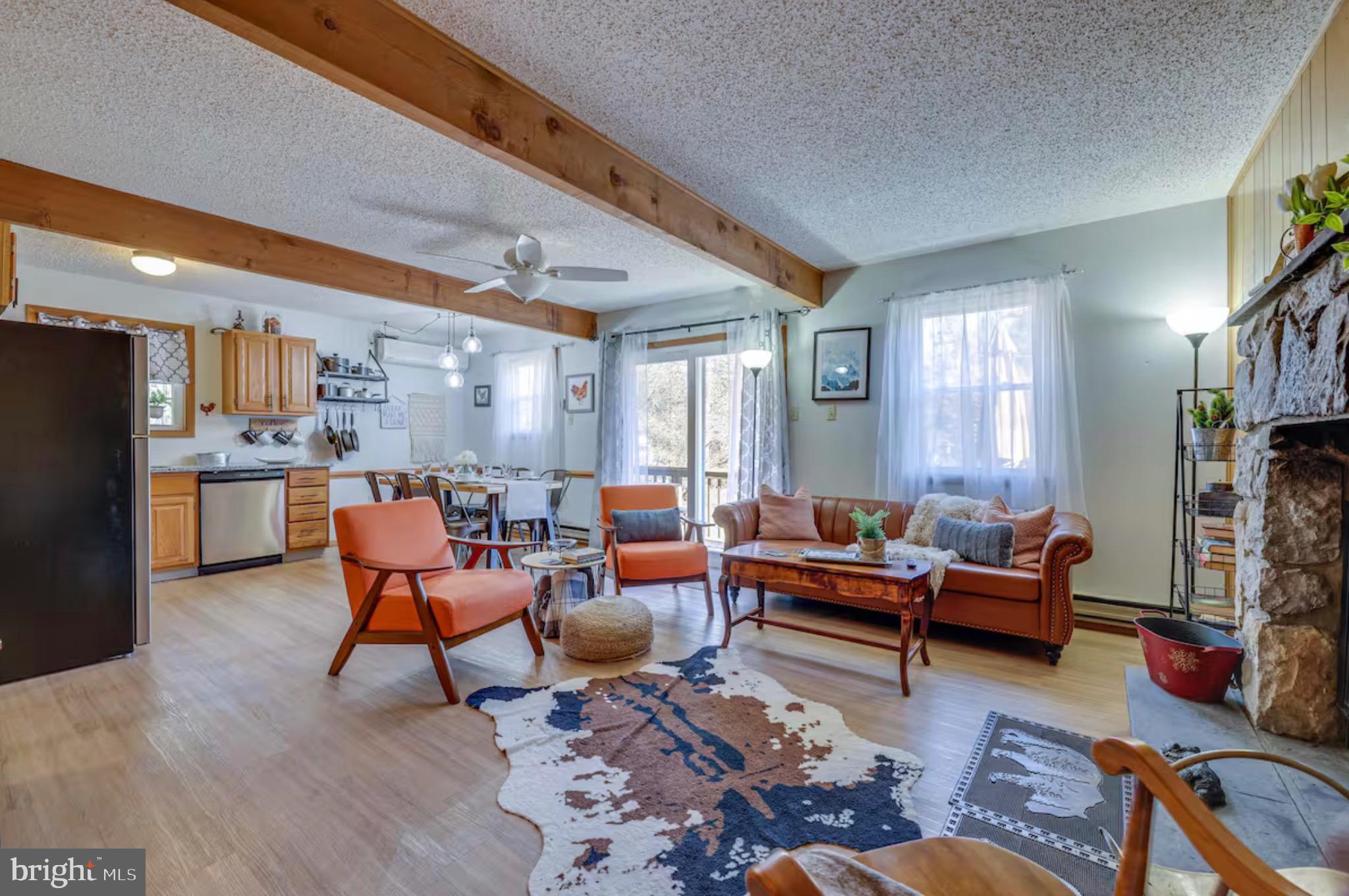35 TENNYSON CIRCLE