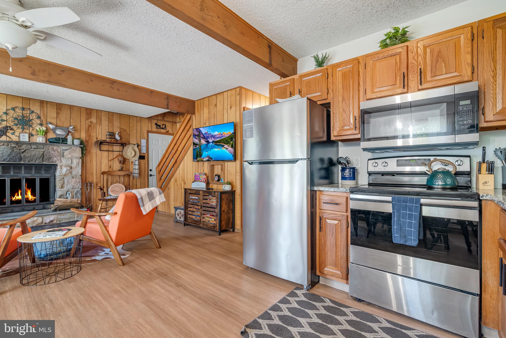 TOWAMENSING TRAILS - Residential