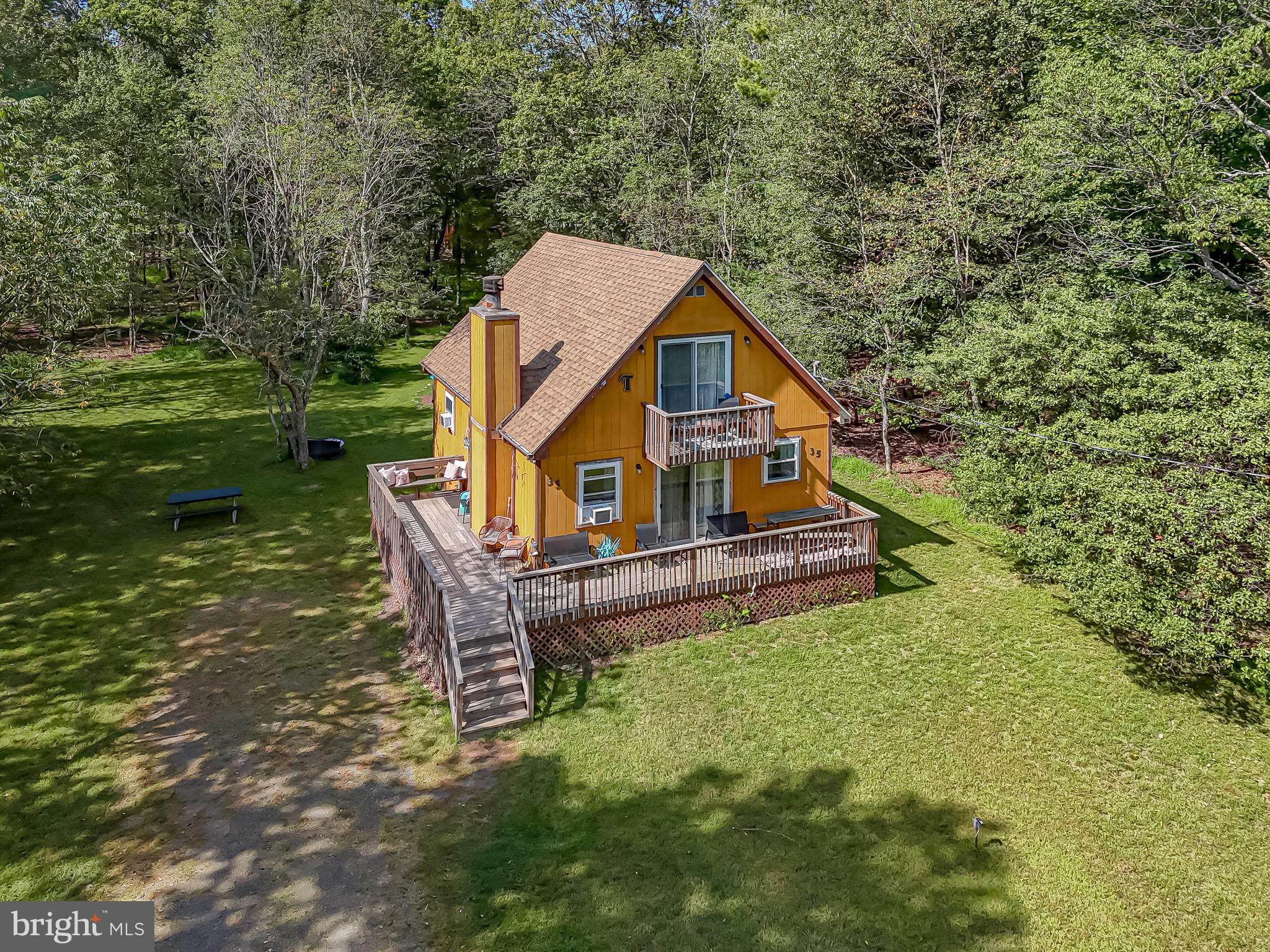 TOWAMENSING TRAILS - Residential