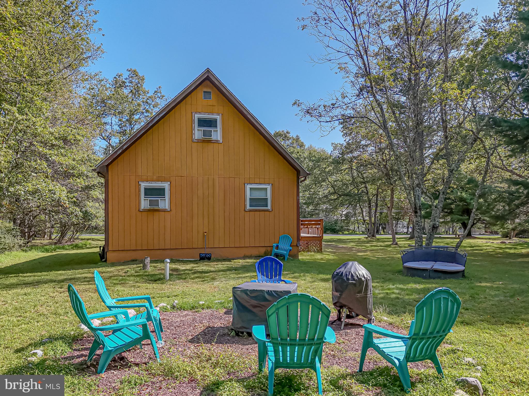 TOWAMENSING TRAILS - Residential