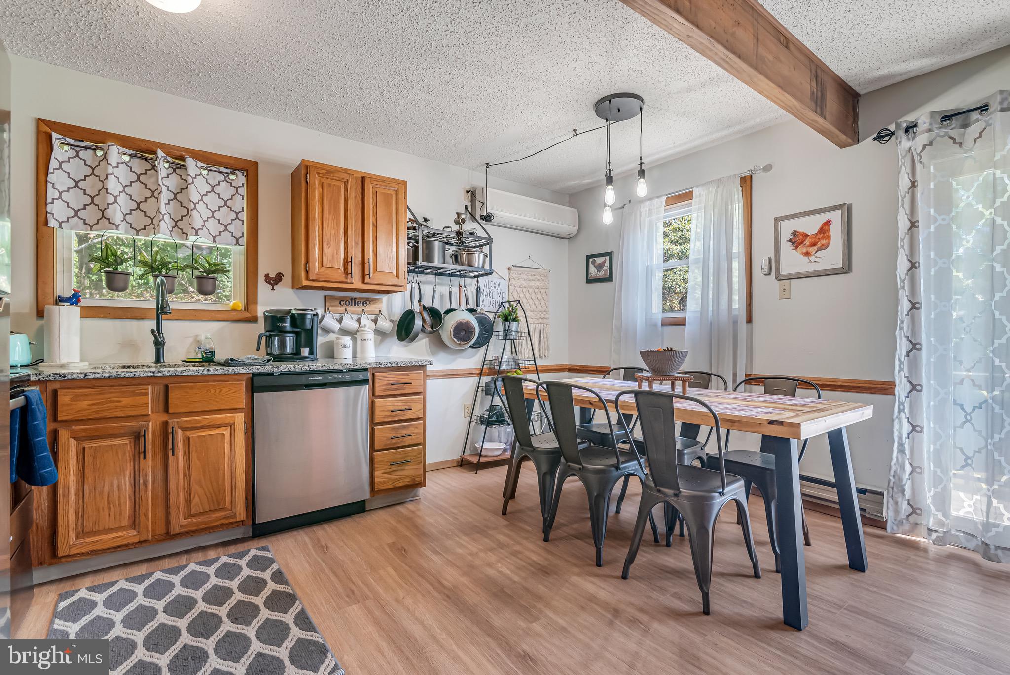 TOWAMENSING TRAILS - Residential