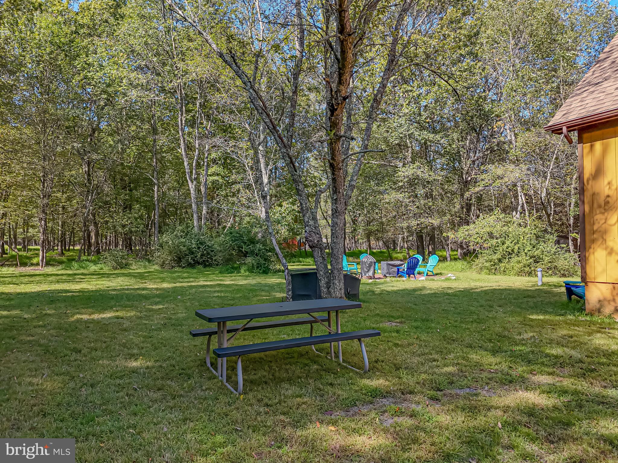 TOWAMENSING TRAILS - Residential