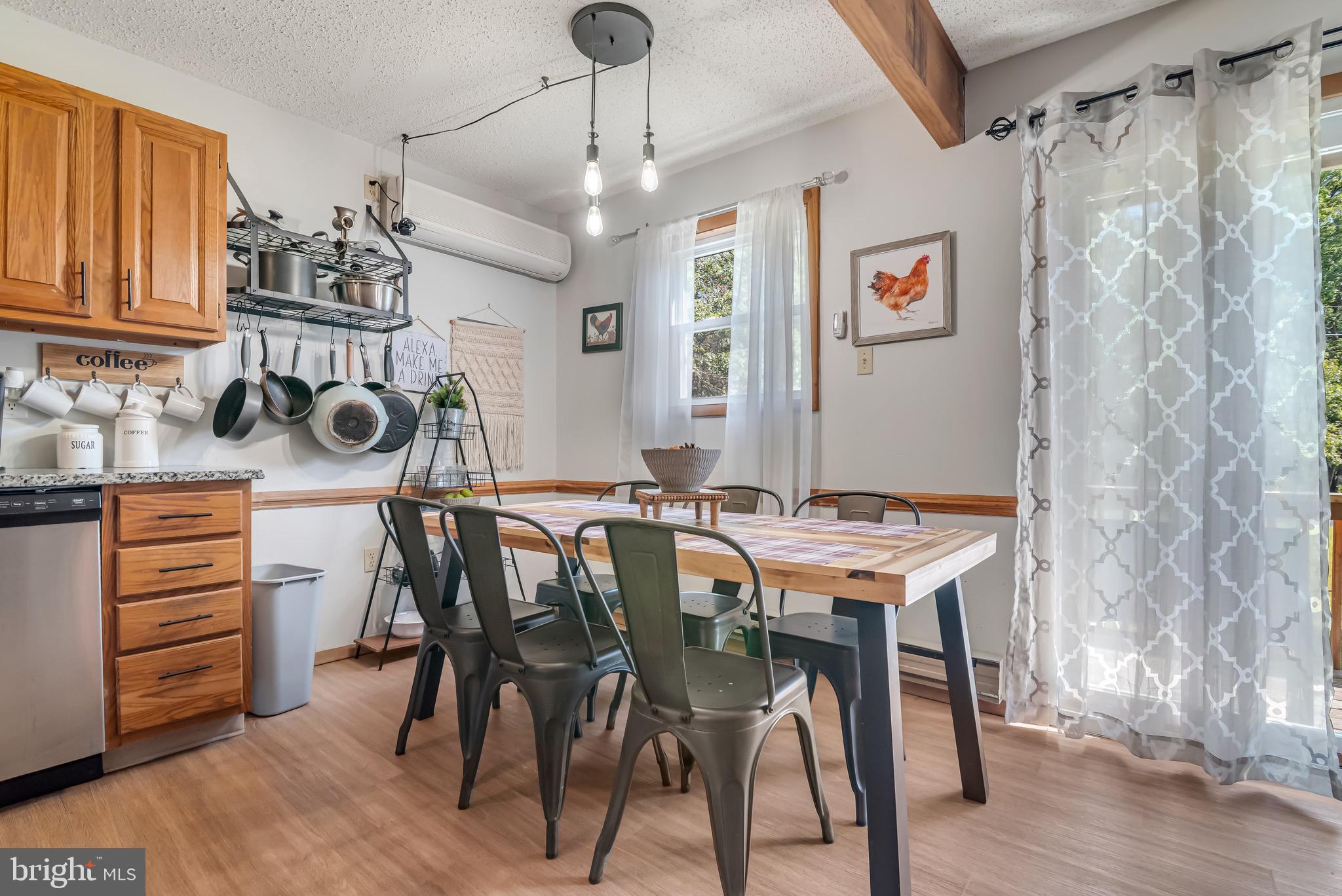 TOWAMENSING TRAILS - Residential