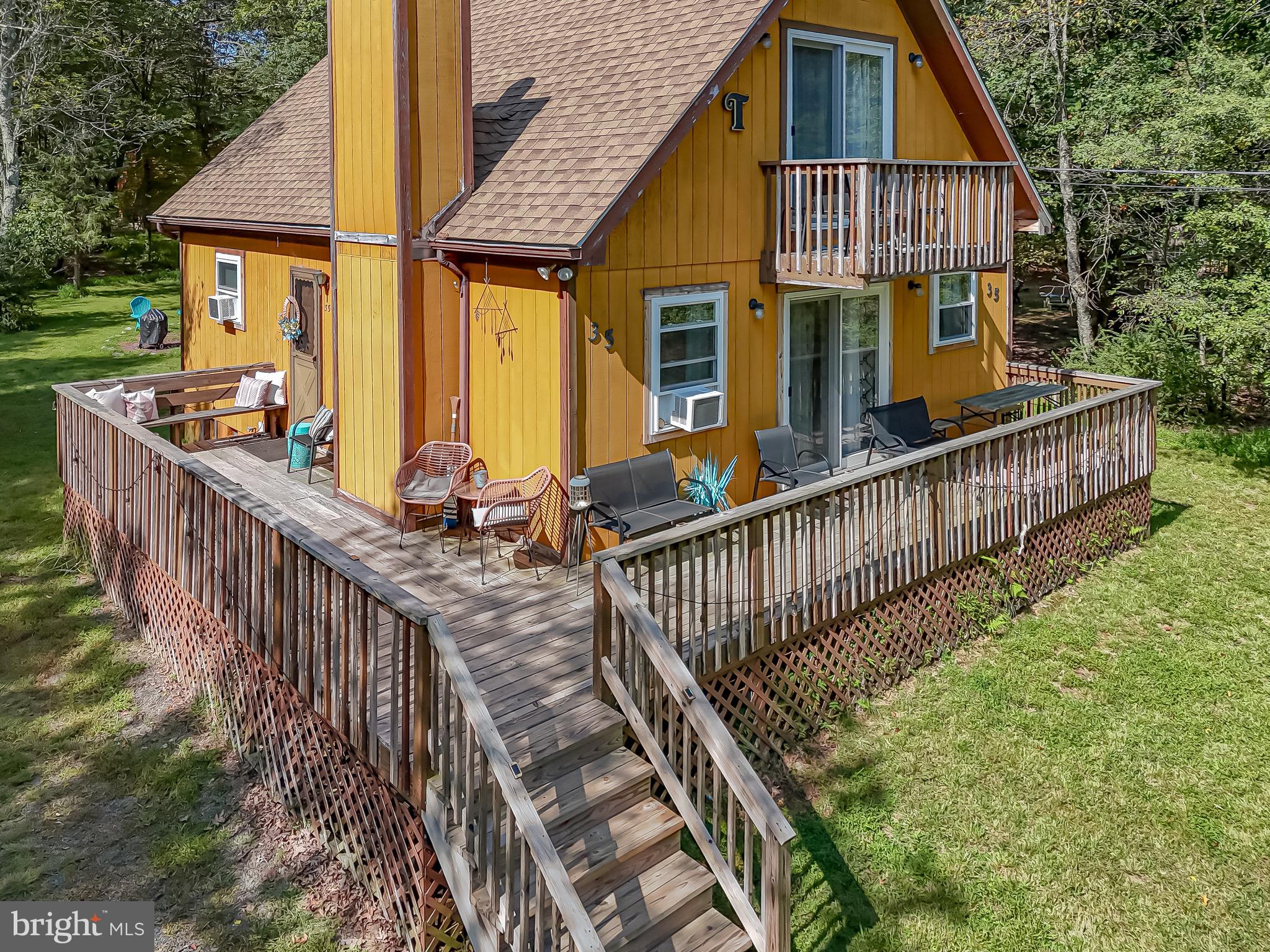 TOWAMENSING TRAILS - Residential