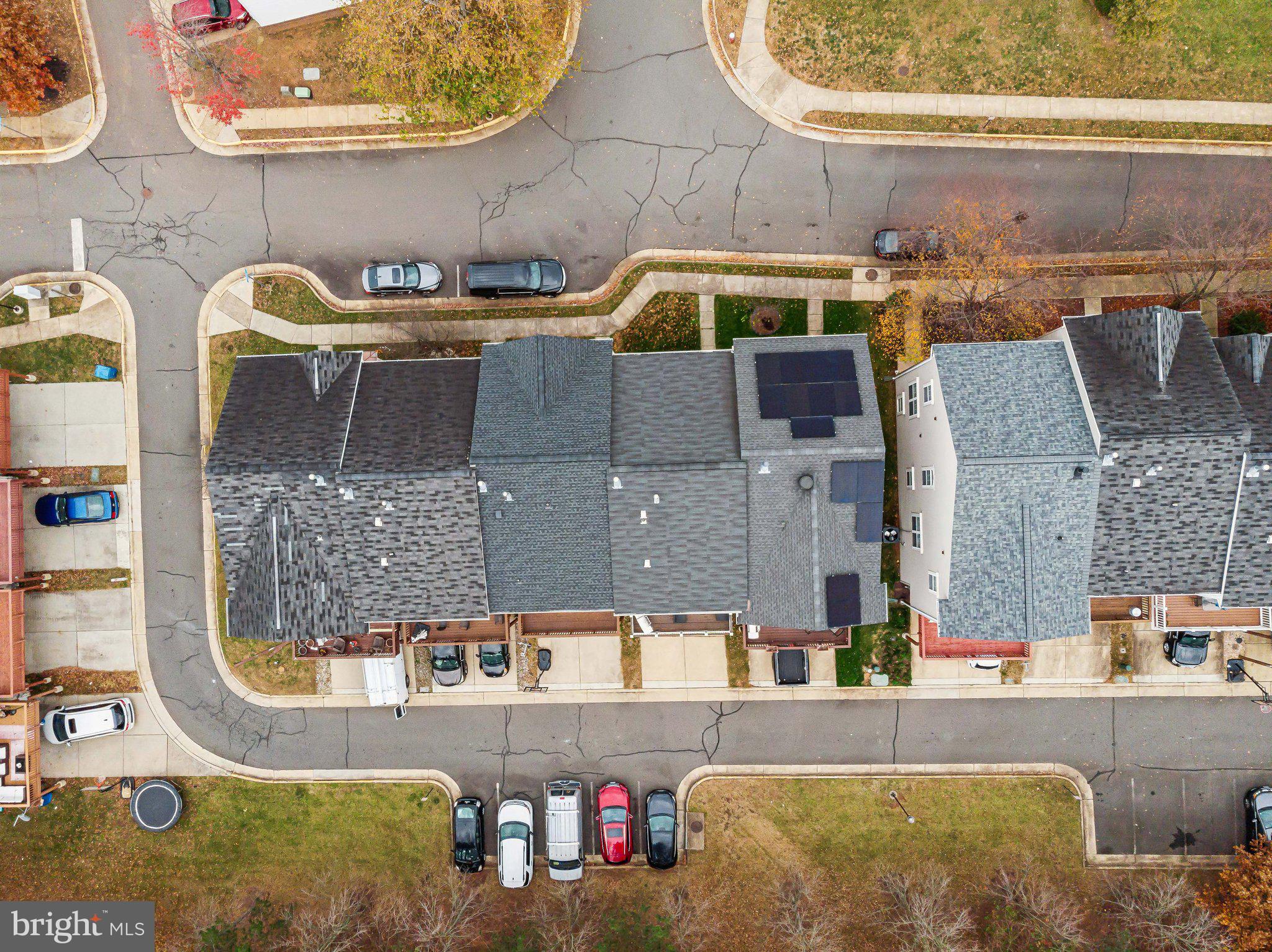 ASHBURN VILLAGE - Residential