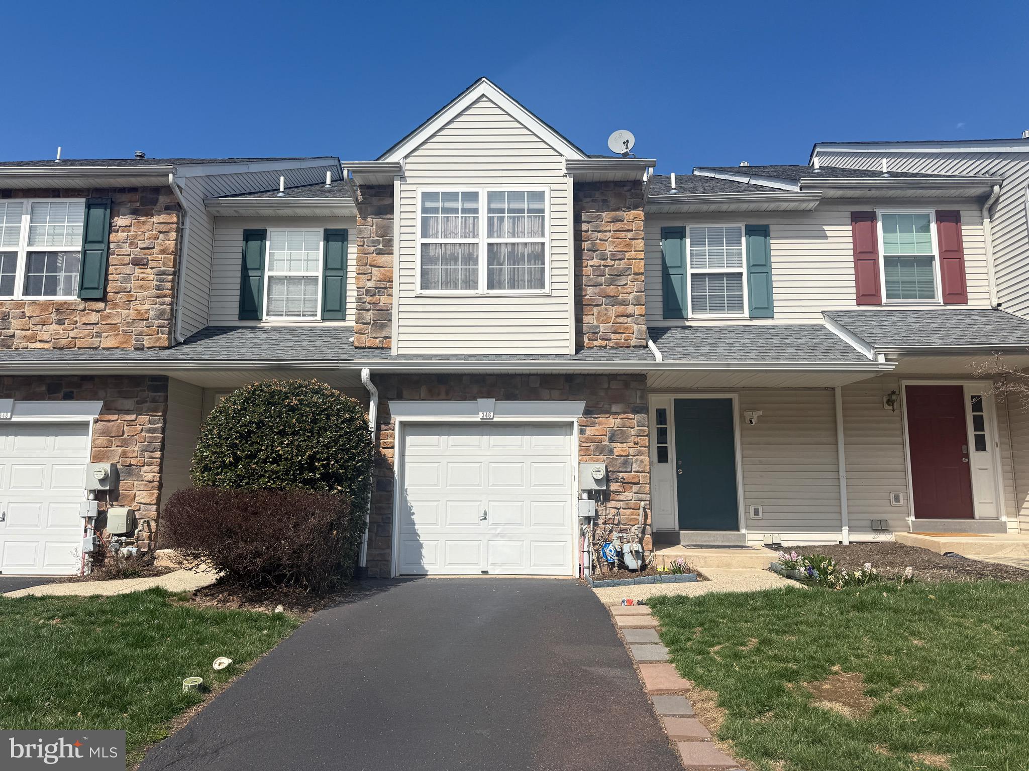 GLENN ROSE - Residential Lease