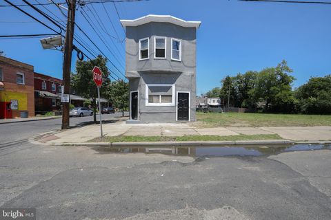 801 FAIRVIEW STREET CAMDEN NJ 08104