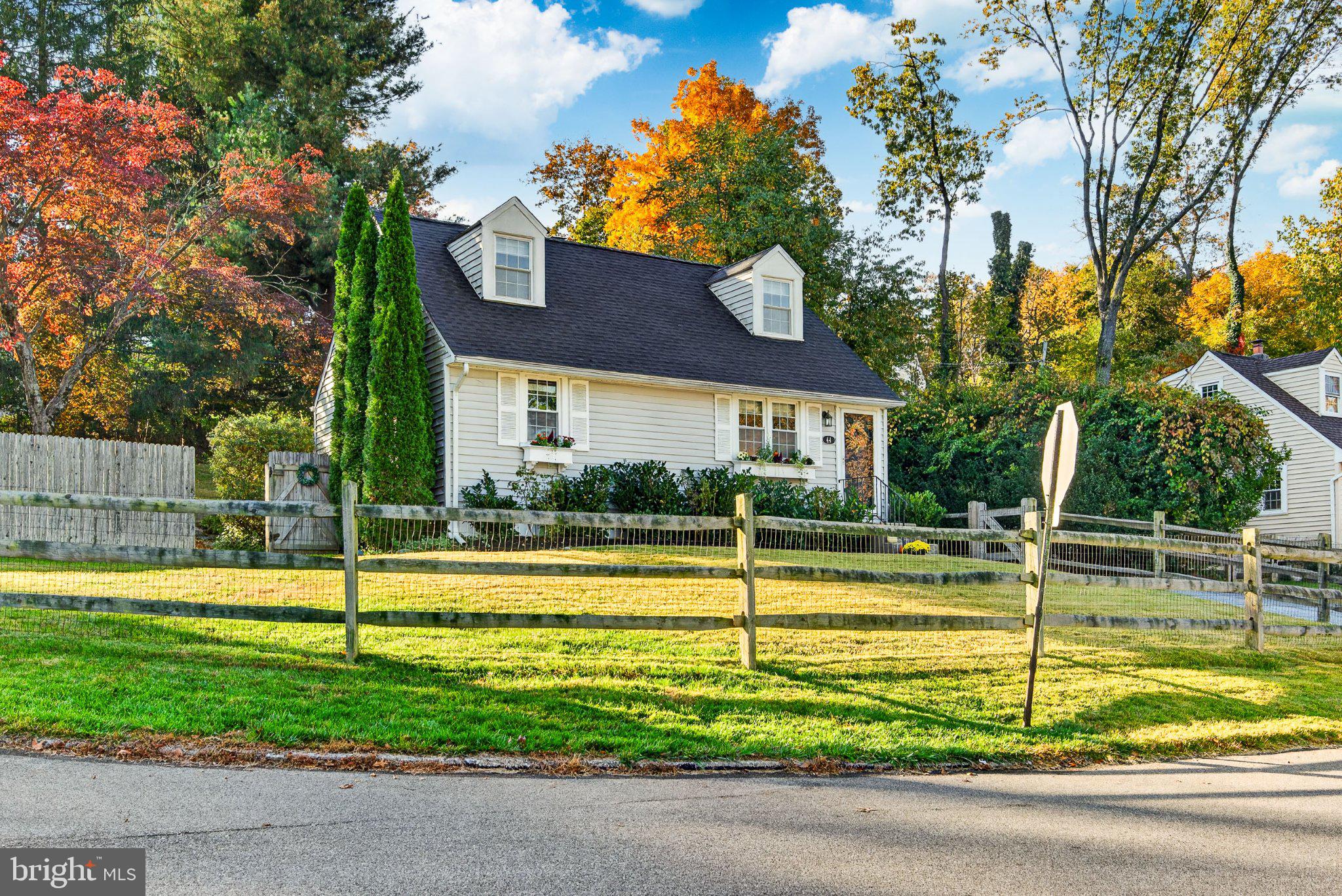 44 FAHNESTOCK ROAD