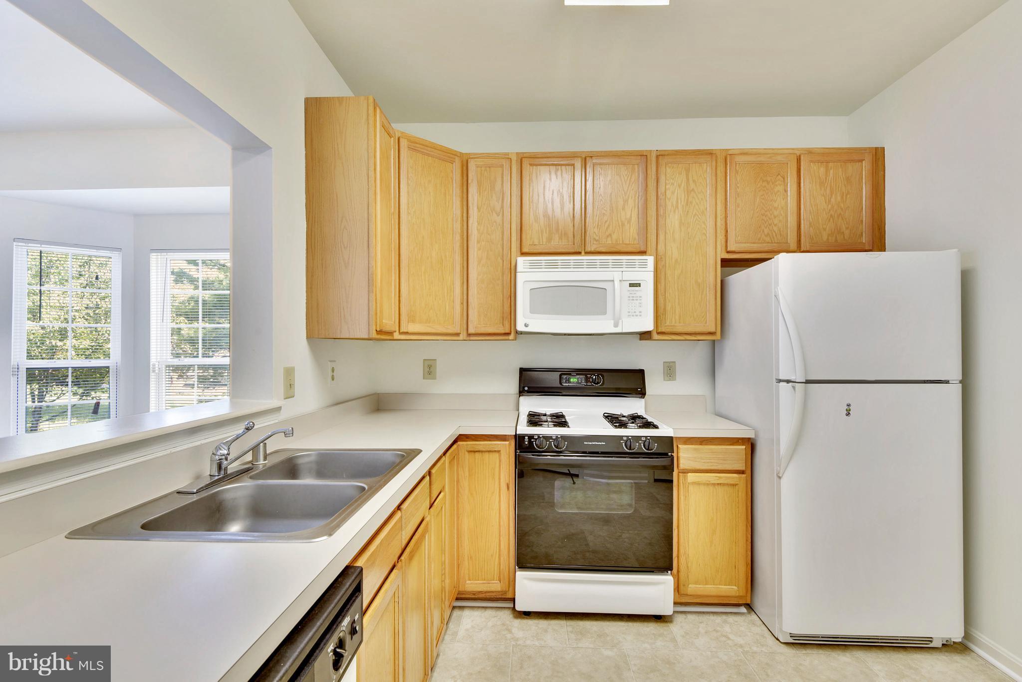 SEVEN OAKS - Residential