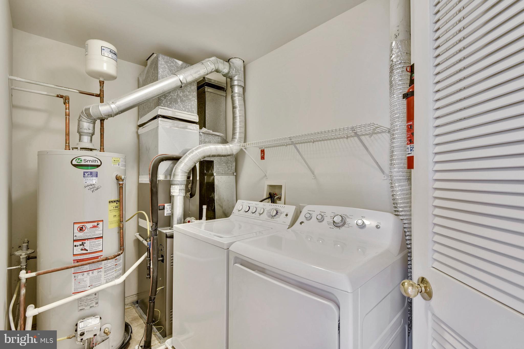 SEVEN OAKS - Residential