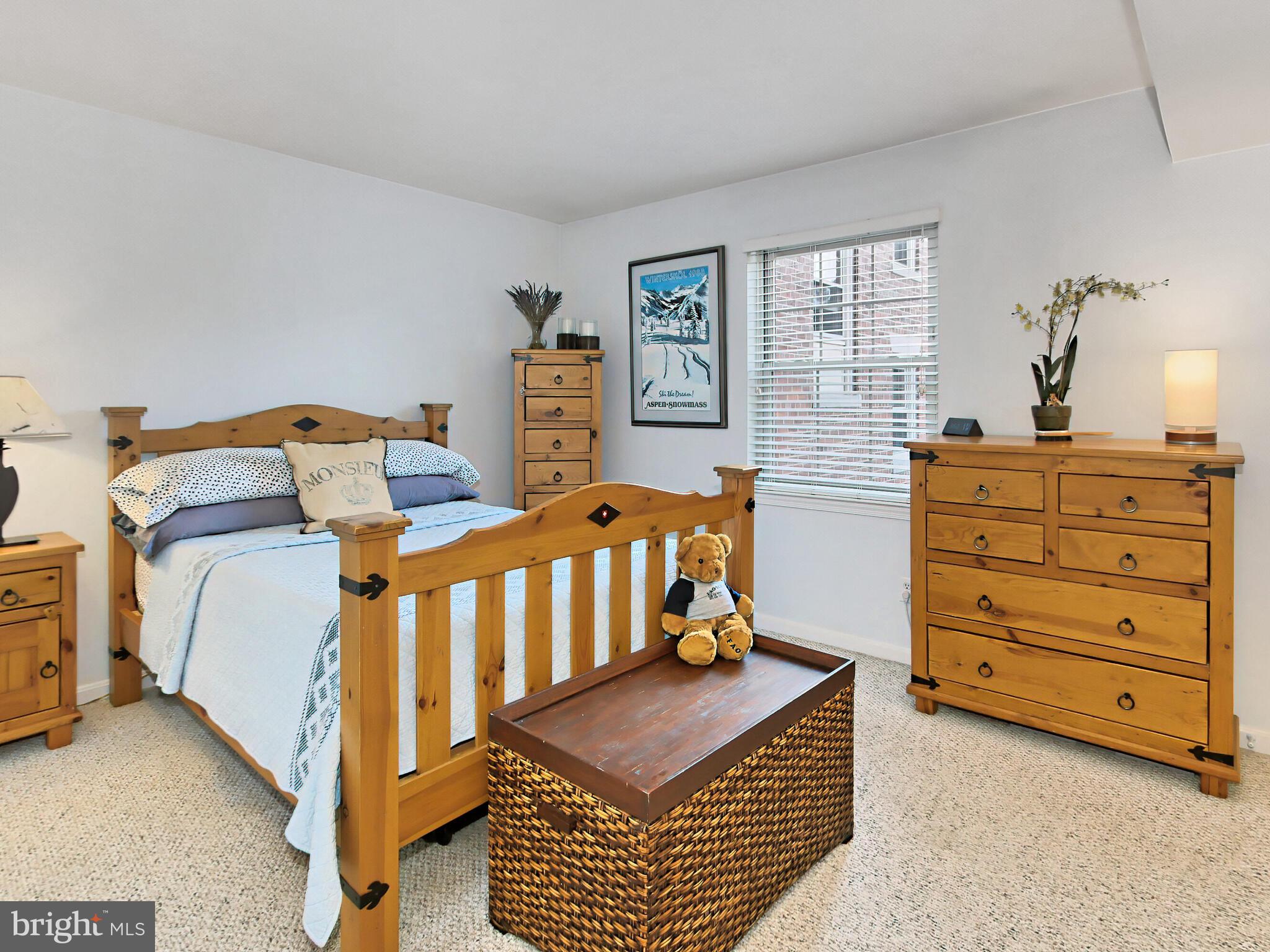 HARBOR TERRACE - Residential Lease