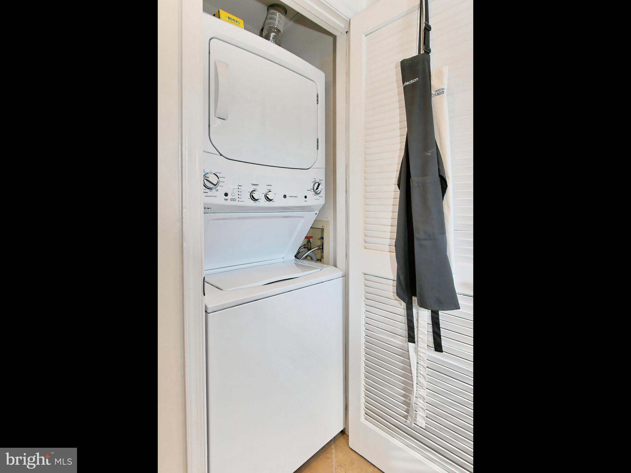 HARBOR TERRACE - Residential Lease