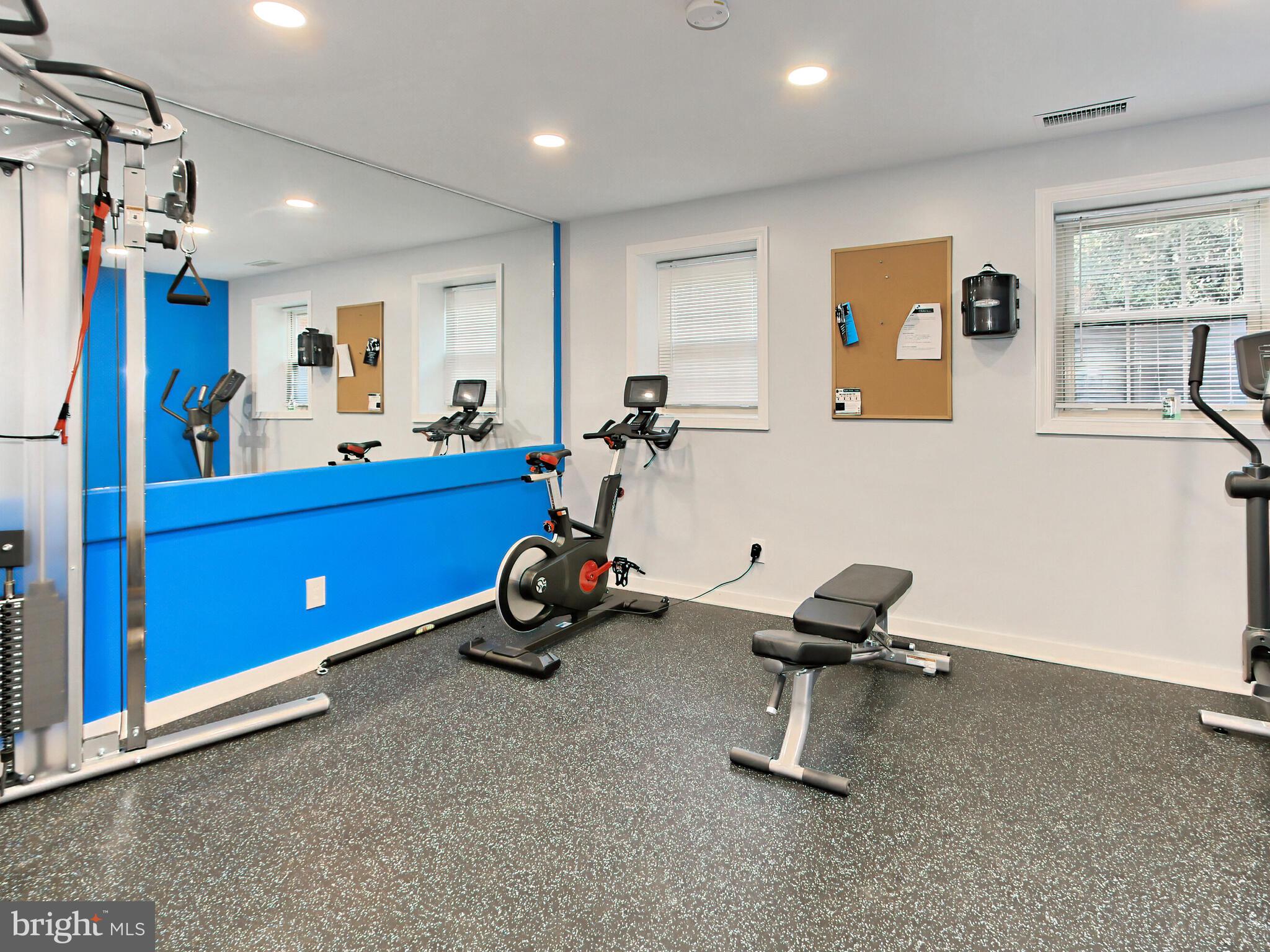 HARBOR TERRACE - Residential Lease