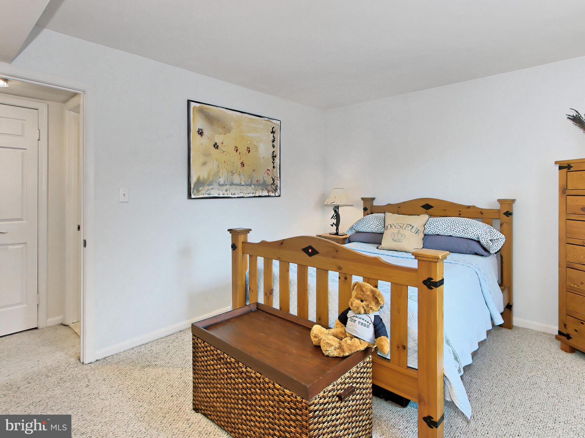 HARBOR TERRACE - Residential Lease