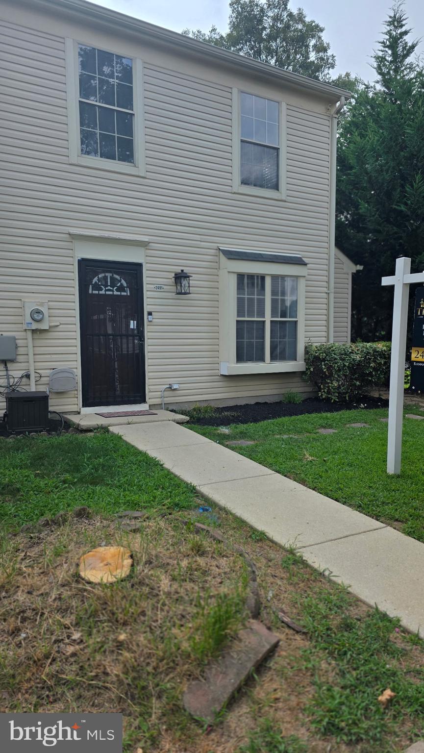 Move-In Ready End Unit Townhome with Exceptional Outdoor Space!
Welcome to 2491 Homestead Ct updated, well-maintained end-unit townhome located in the desirable Homestead-Tanglewood community. This 3-bedroom home is filled with charm and upgrades throughout!
Step into the modern kitchen featuring granite countertops, stainless steel appliances, and a center island with bar seating great for everyday dining or entertaining. The entire home boasts hard surface flooring & no carpet here!
Major updates include a brand-new refrigerator, new AC (2024), furnace (2021), and a roof that's only 5 years old. Upstairs, you'll find a beautifully updated full bathroom with floor-to-ceiling tile and an oversized walk-in shower. A stylish front-loading washer and dryer set makes laundry easy and efficient.
What truly sets this home apart is the extra-large, fully fenced backyard with a freshly painted deck and side gate access & ideal for gatherings, gardening, or relaxing outdoors.
Don't miss your chance to own this beautifully cared-for home with modern touches and unbeatable outdoor space & all at a price that makes it a standout value in Waldorf!