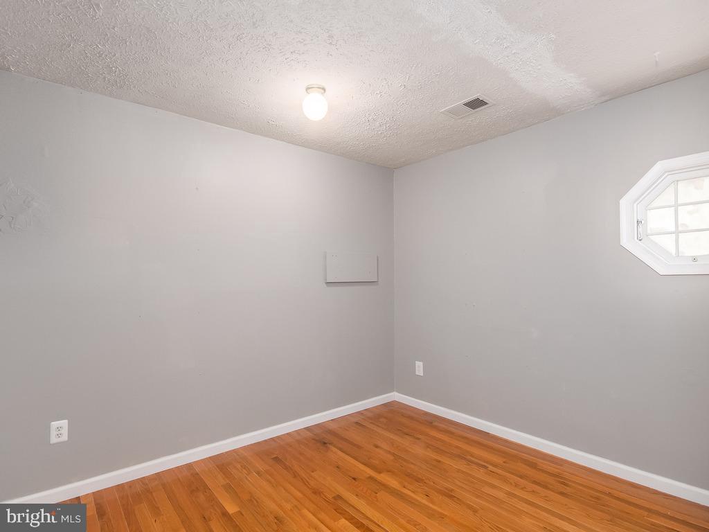 SILVER LEAF ESTATES - Residential Lease